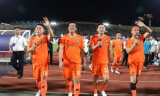 九游娱乐入口-足球明星再度亮相，比赛赛程惊心动魄