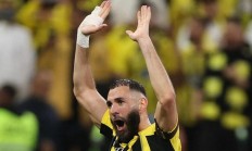 九游app下载-曼城完胜拜仁，本泽马惊艳四座