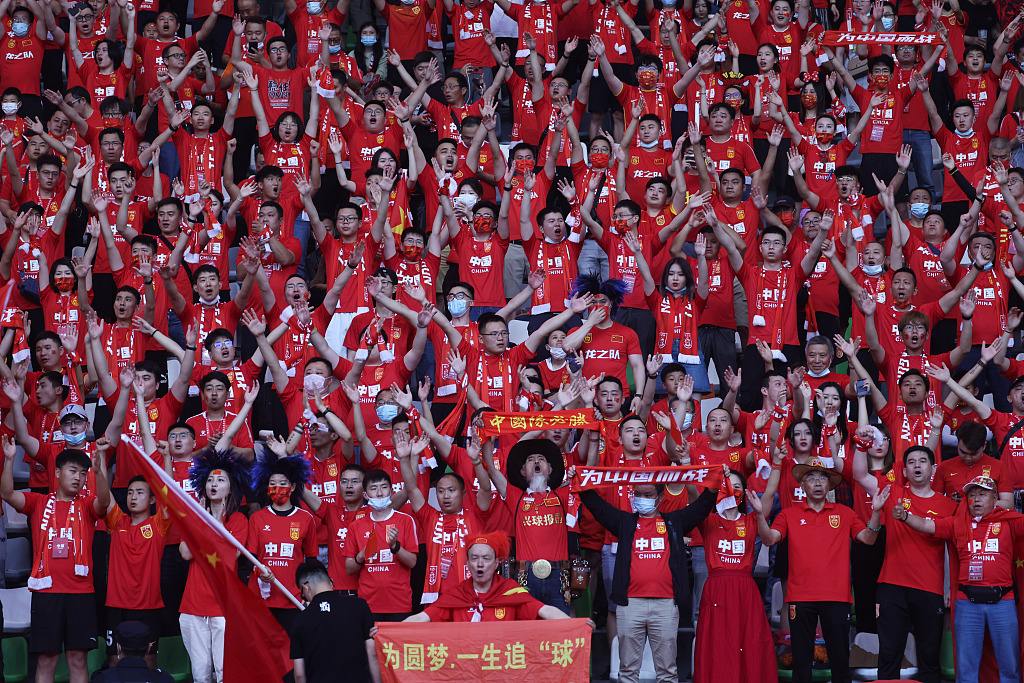包含河南新乡少年足球联赛冠军争夺激烈，比分胶着的词条