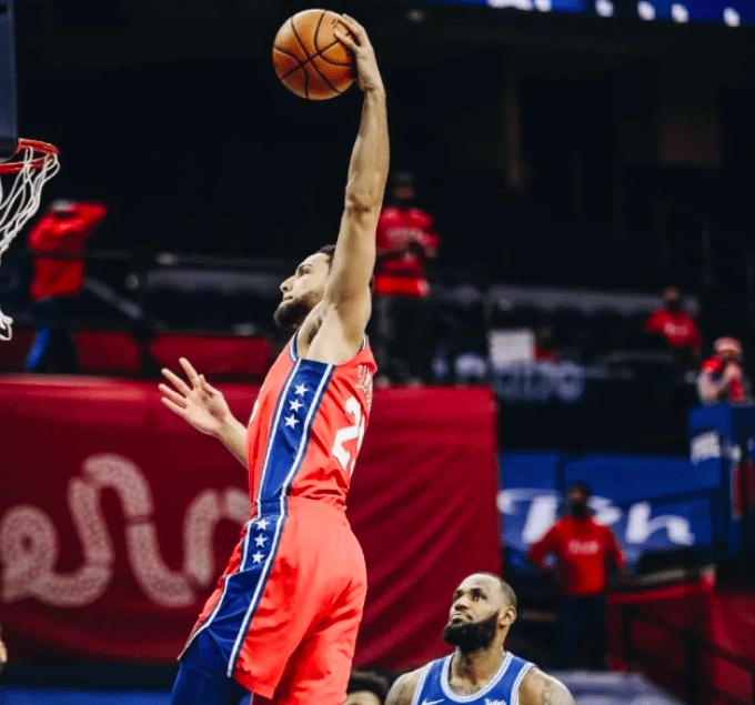 湖人B队轻取巴西男篮，哈里斯送出助攻