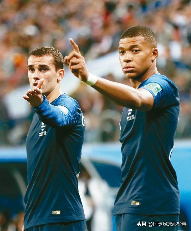 法国队鏖战瑞典队，奥恰洛夫高光表现